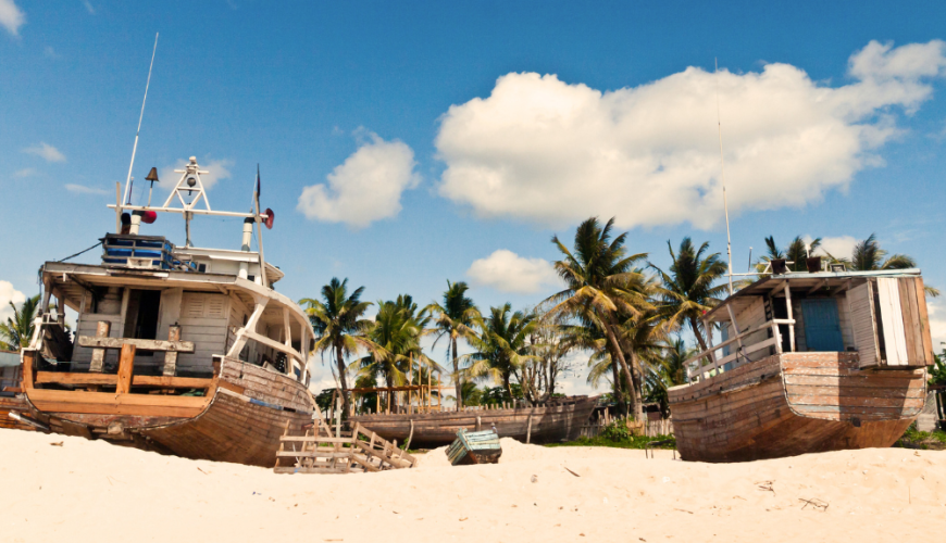 Antalaha Madagascar bookmada voyage